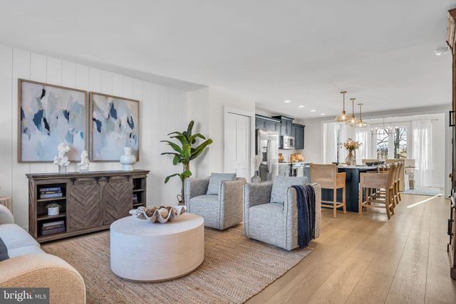 14 AMERICAN AVE, Carlisle, PA 17013