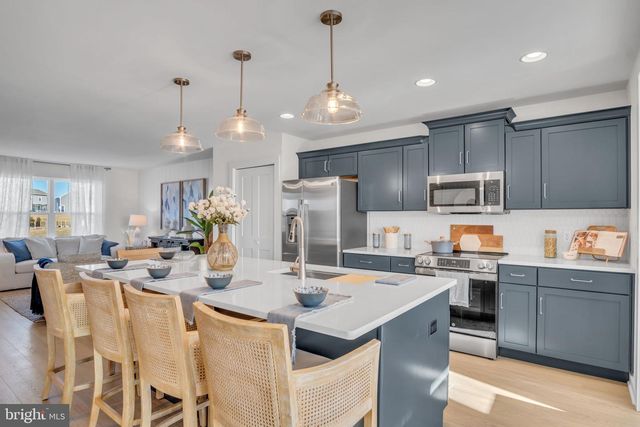 14 AMERICAN AVE, Carlisle, PA 17013