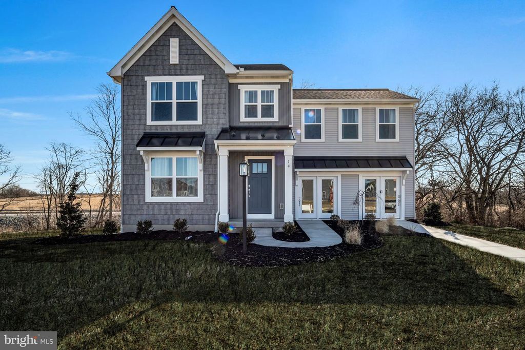 14 AMERICAN AVE, Carlisle, PA 17013