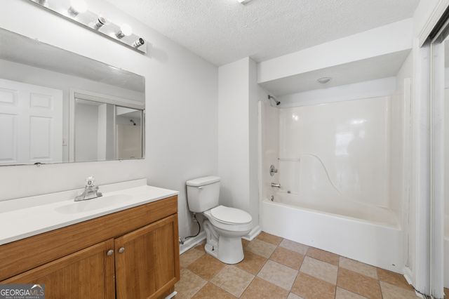 321 Jodeco Station Circle E, Stockbridge, GA 30281