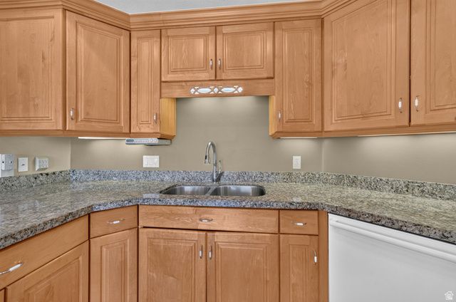 178 COUNTRY SPRINGS DR, Bountiful, UT 84010