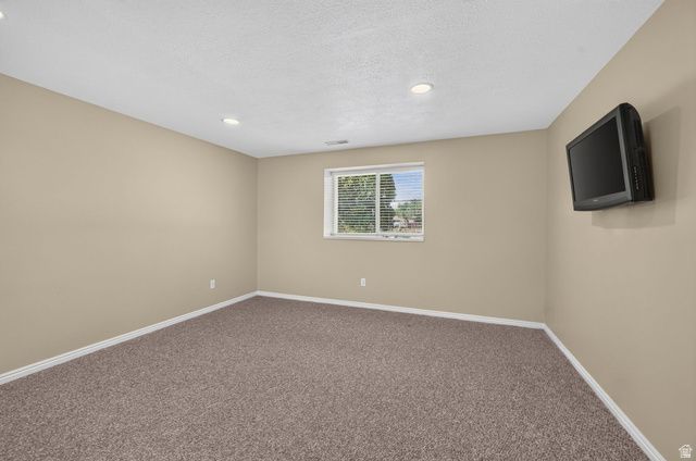 178 COUNTRY SPRINGS DR, Bountiful, UT 84010