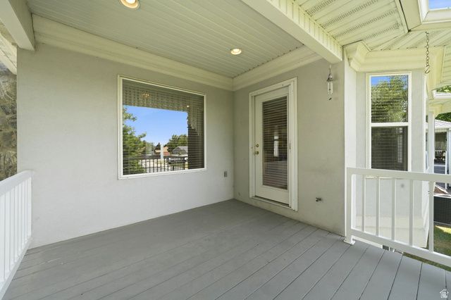 178 COUNTRY SPRINGS DR, Bountiful, UT 84010