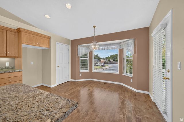 178 COUNTRY SPRINGS DR, Bountiful, UT 84010