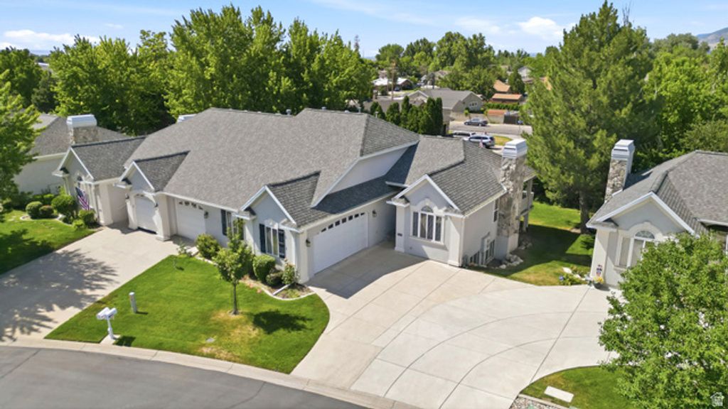 178 COUNTRY SPRINGS DR, Bountiful, UT 84010