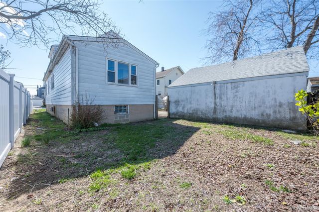 47 4th Avenue, East Rockaway, NY 11518