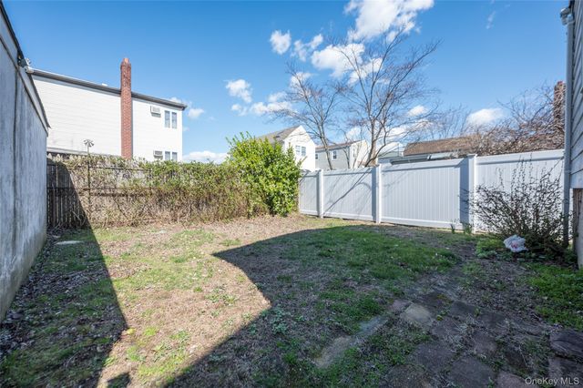 47 4th Avenue, East Rockaway, NY 11518