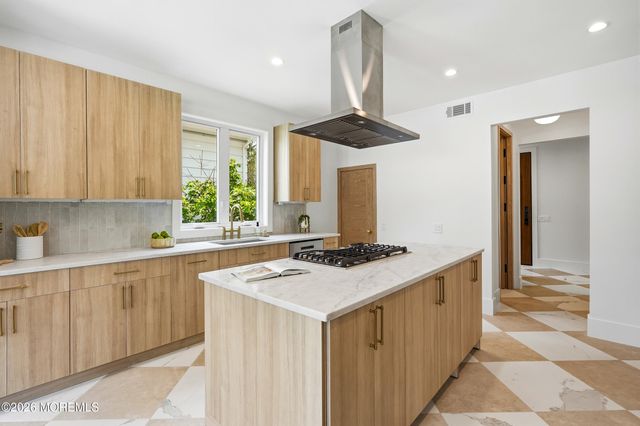1005 5th Avenue, Asbury Park, NJ 07712