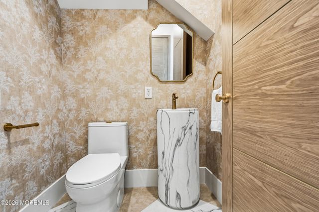 1005 5th Avenue, Asbury Park, NJ 07712