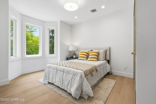1005 5th Avenue, Asbury Park, NJ 07712