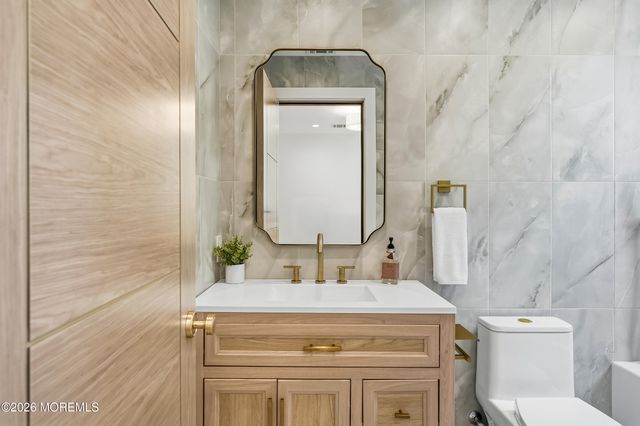 1005 5th Avenue, Asbury Park, NJ 07712