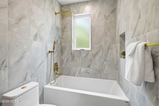1005 5th Avenue, Asbury Park, NJ 07712