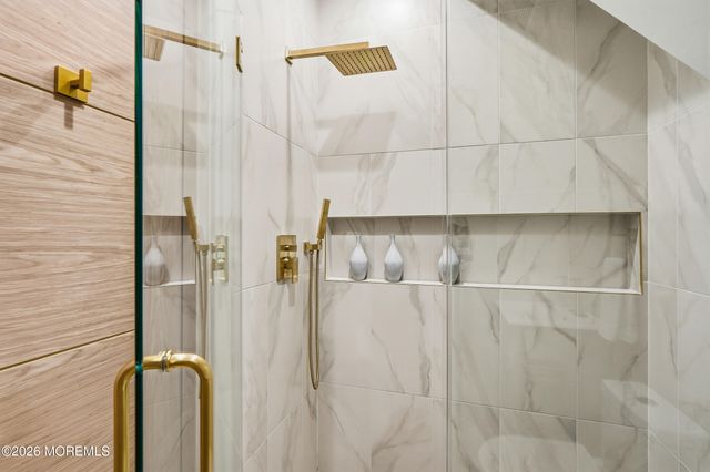 1005 5th Avenue, Asbury Park, NJ 07712