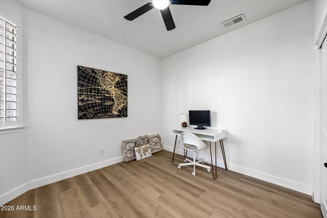 815 E DESERT TRUMPET Road, Phoenix, AZ 85048