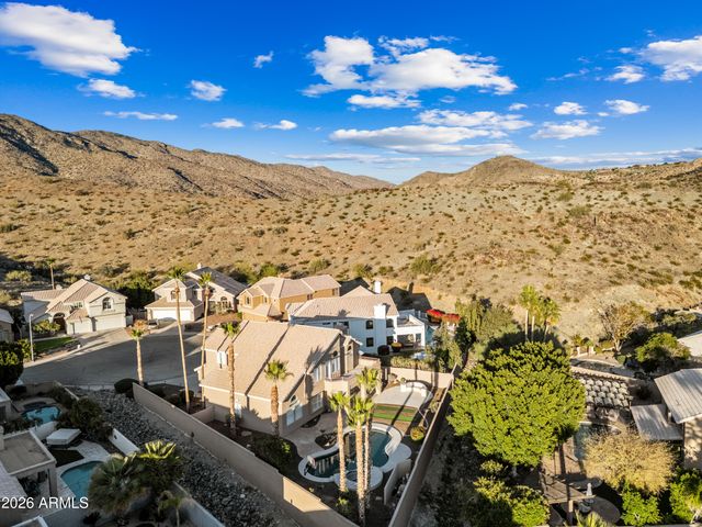 815 E DESERT TRUMPET Road, Phoenix, AZ 85048