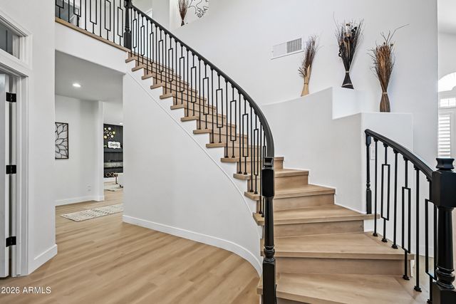 815 E DESERT TRUMPET Road, Phoenix, AZ 85048