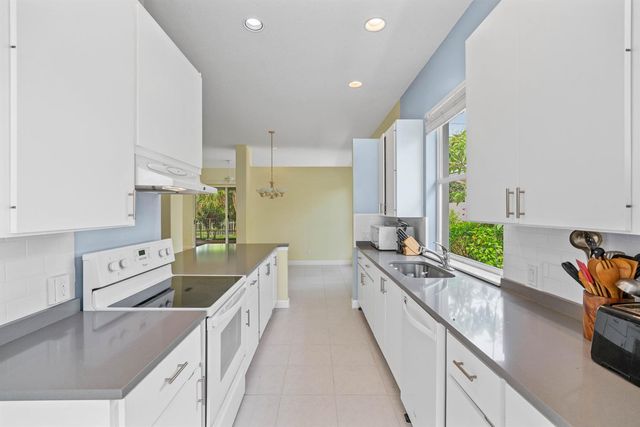 7744 SE Needle Palm Circle, Hobe Sound, FL 33455