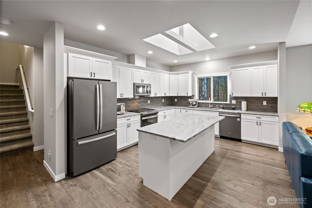 6935 Steamboat Island Road NW, Olympia, WA 98502