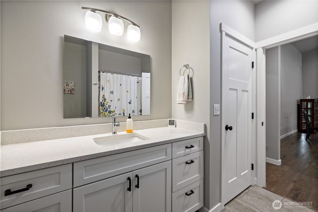 6935 Steamboat Island Road NW, Olympia, WA 98502