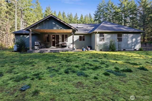 6935 Steamboat Island Road NW, Olympia, WA 98502