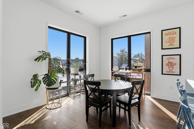 877 N East Street UNIT 203, Indianapolis, IN 46202