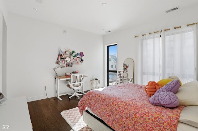 877 N East Street UNIT 203, Indianapolis, IN 46202