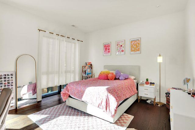 877 N East Street UNIT 203, Indianapolis, IN 46202