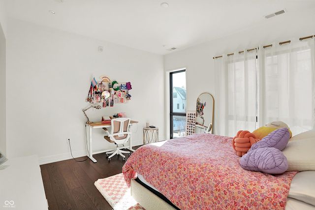 877 N East Street UNIT 203, Indianapolis, IN 46202