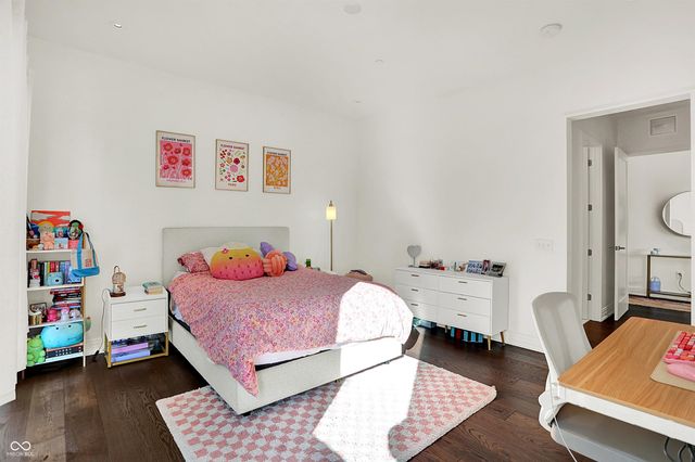 877 N East Street UNIT 203, Indianapolis, IN 46202