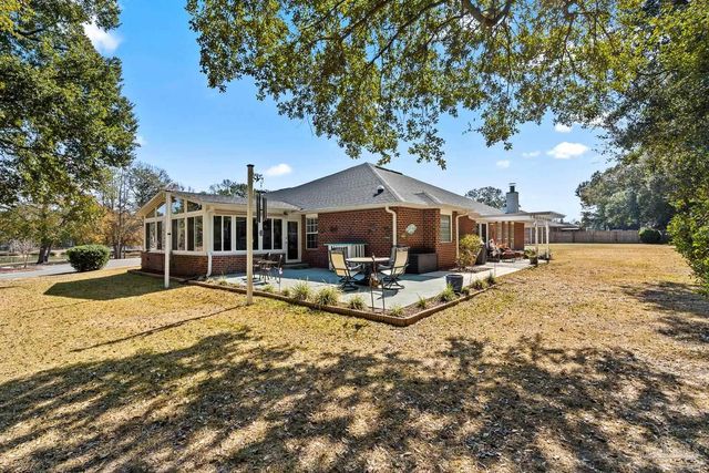 5785 Tiger Woods Dr, Milton, FL 32570