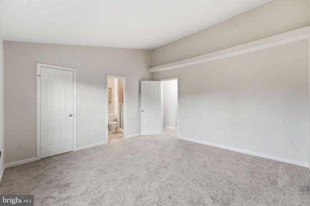 302 MOSEBY CT, Manassas Park, VA 20111