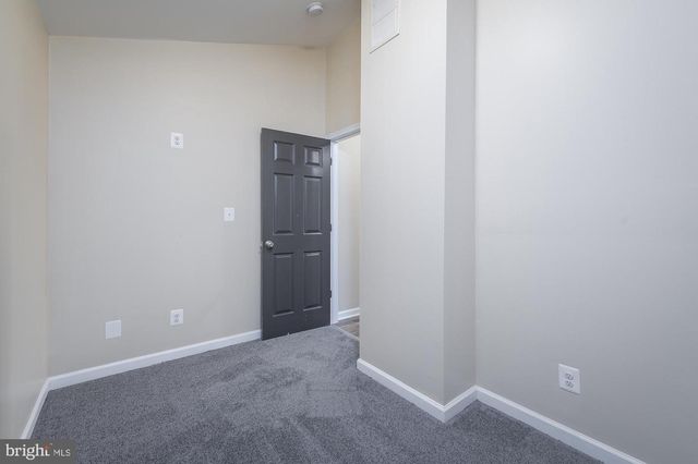 611 W LAFAYETTE AVE, Baltimore, MD 21217