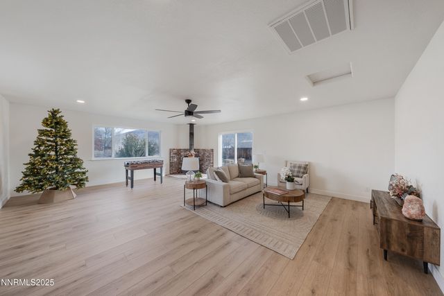 1312 Saratoga Lane, Minden, NV 89423