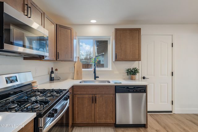 1312 Saratoga Lane, Minden, NV 89423