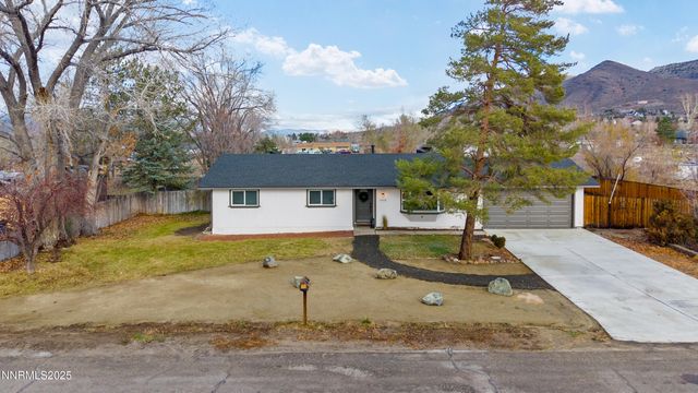 1312 Saratoga Lane, Minden, NV 89423