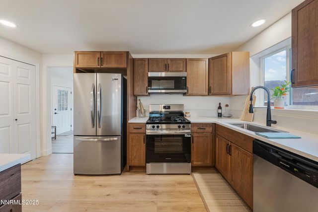 1312 Saratoga Lane, Minden, NV 89423