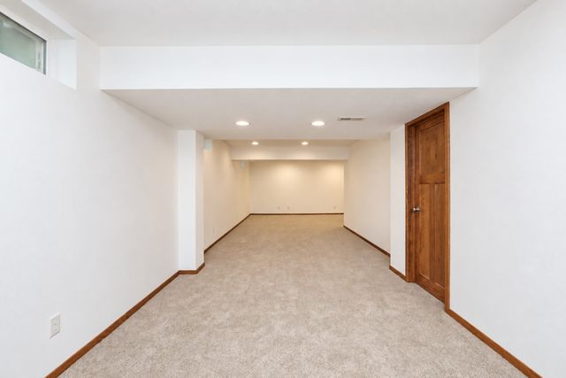 2971 Twana Drive, Des Moines, IA 50310