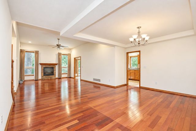2971 Twana Drive, Des Moines, IA 50310