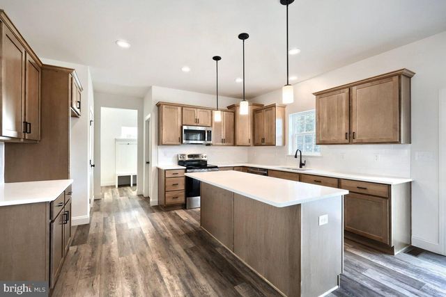 BEACON POINTE PLAN AT SEIDERS HILL, Pottsville, PA 17901