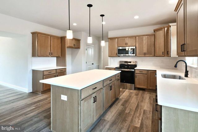 BEACON POINTE PLAN AT SEIDERS HILL, Pottsville, PA 17901