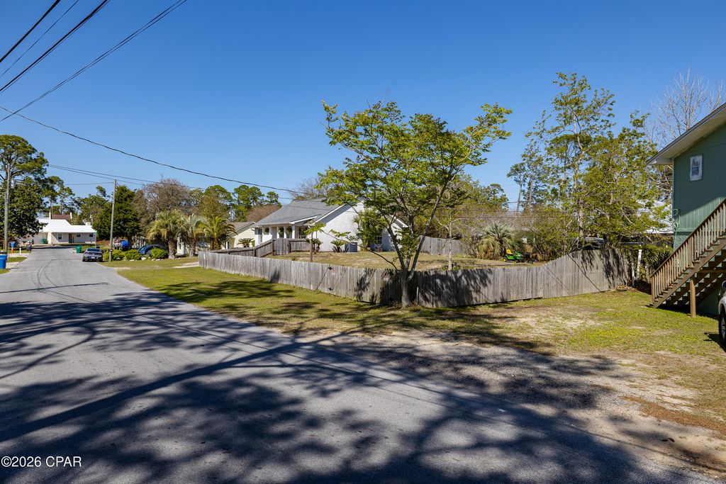 Image 10 of property listing at 2601 Oak Street, Panama City Beach, FL 32408