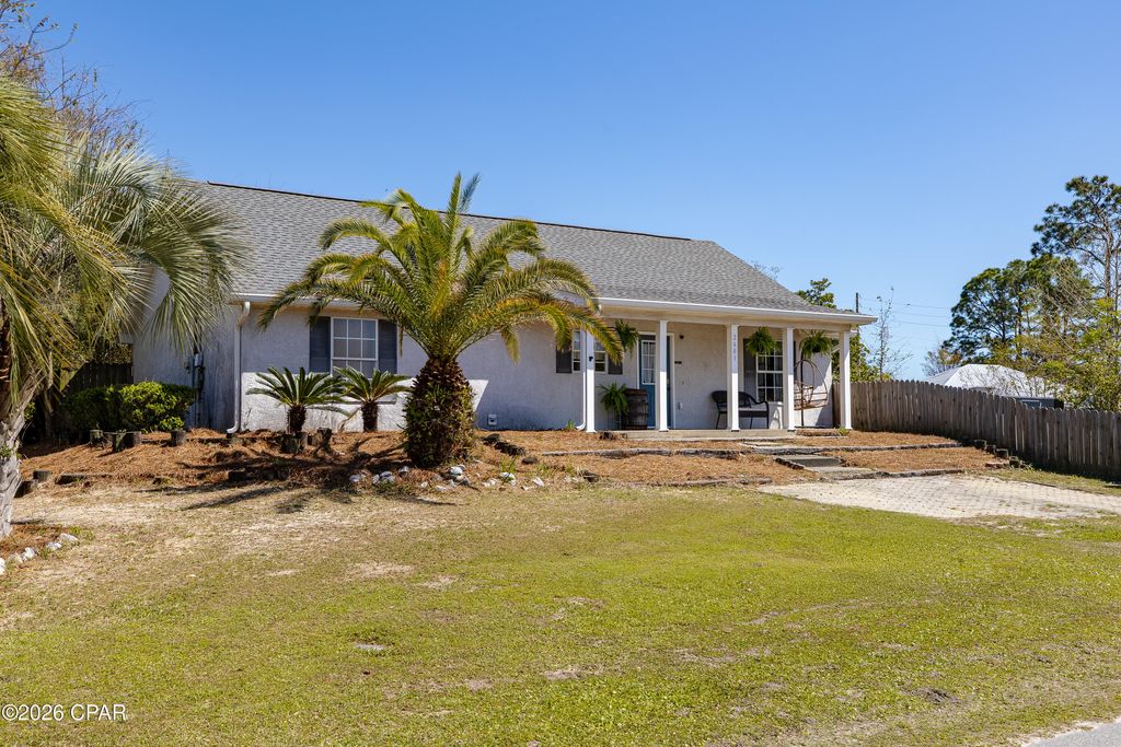 Image 8 of property listing at 2601 Oak Street, Panama City Beach, FL 32408