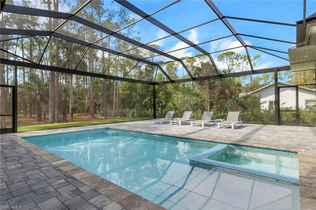 5174 Sycamore DR, Naples, FL 34119