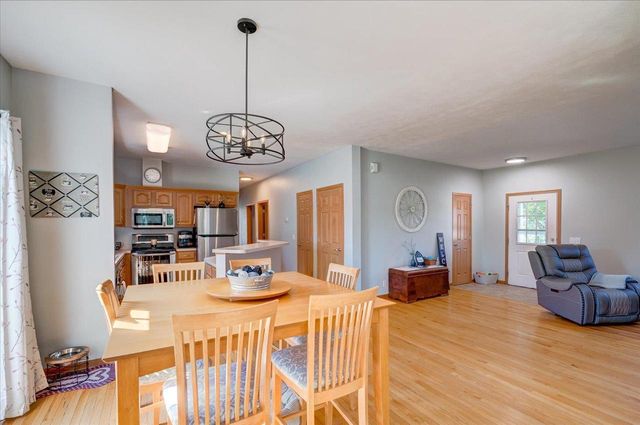 3784 Token Road, Deforest, WI 53532