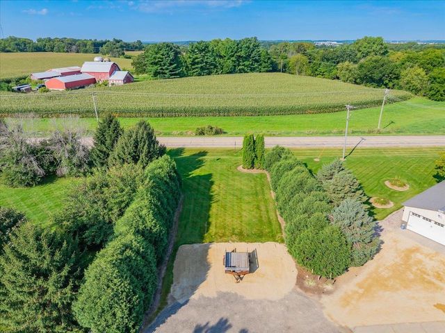 3784 Token Road, Deforest, WI 53532