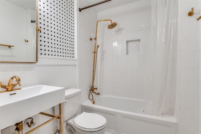 2804 Vassar Drive, Irving, TX 75062