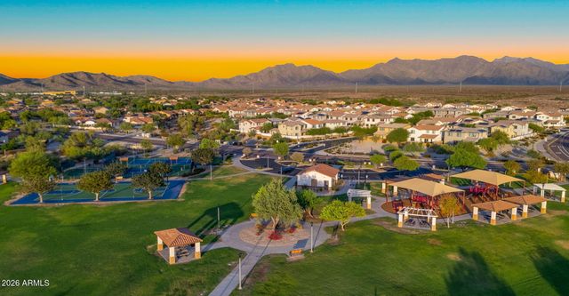 17768 W CASSIA Way, Goodyear, AZ 85338