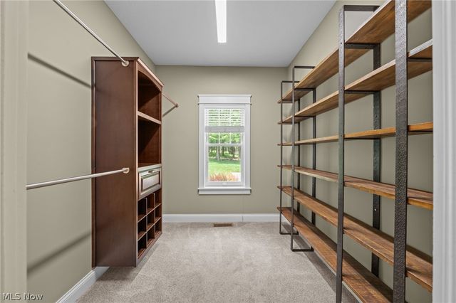 2940 Progress Park Drive, Stow, OH 44224