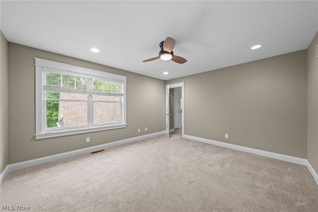 2940 Progress Park Drive, Stow, OH 44224