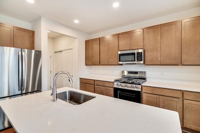504 E 130th Place, Crown Point, IN 46307